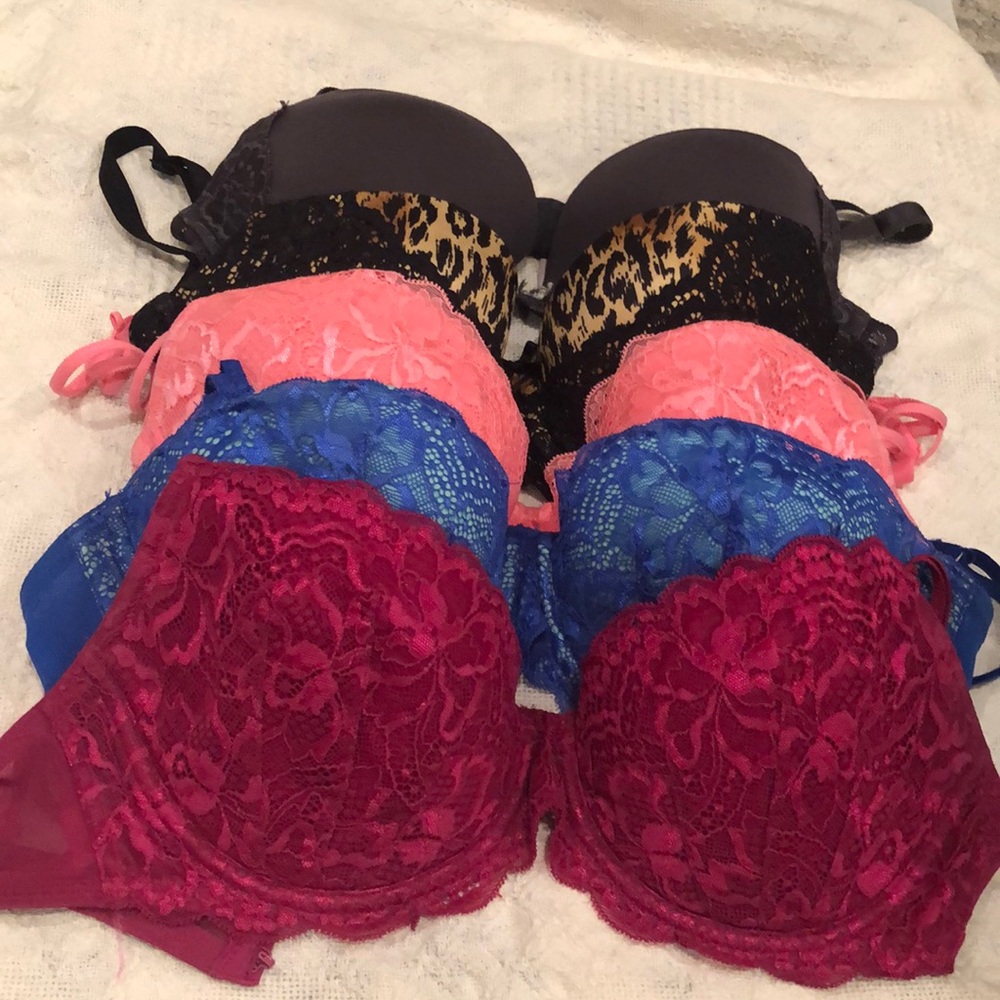 Victoria’s Secret bras